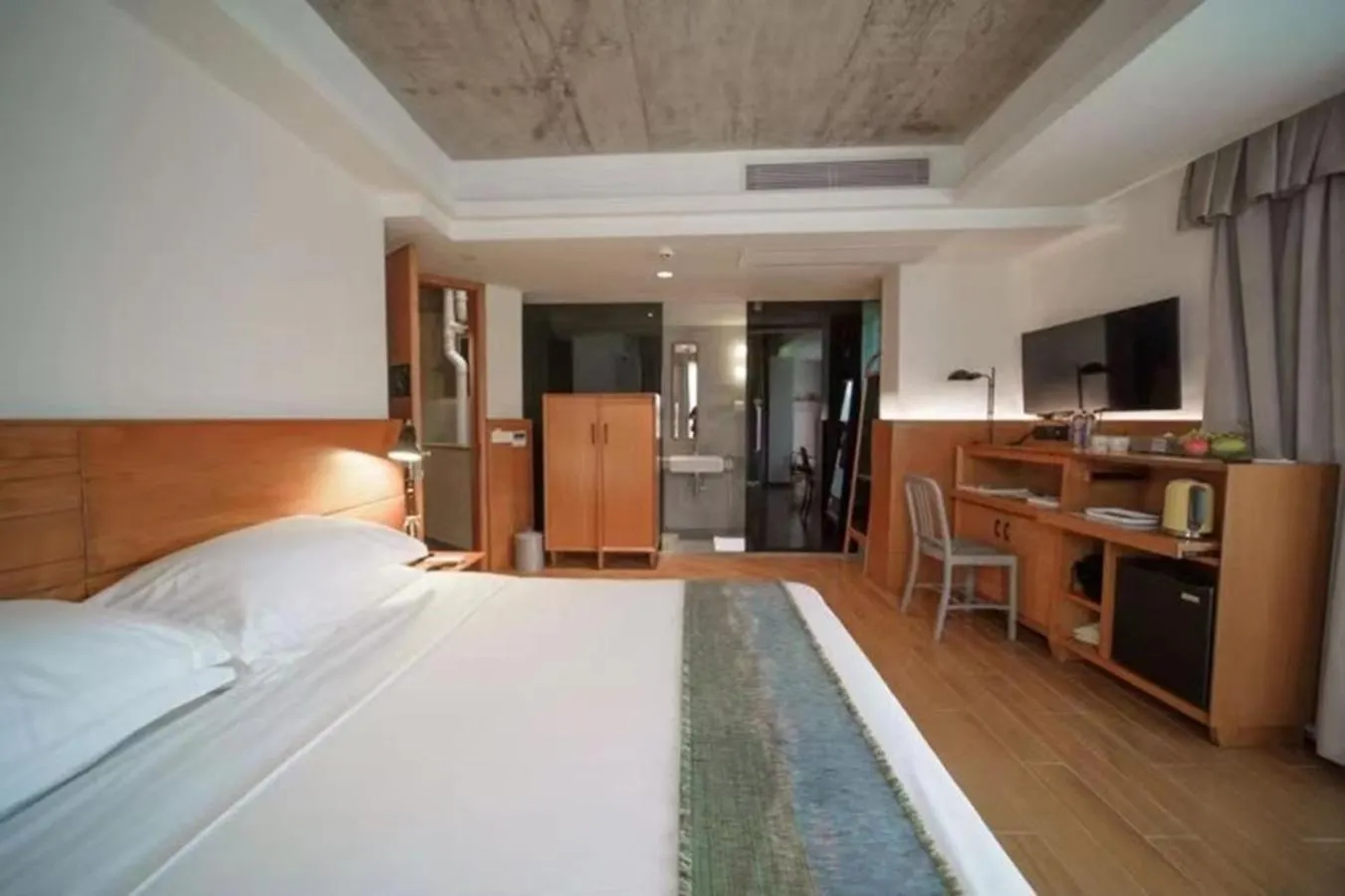 Zhuhai Bei Shan Ju Art Hotel 4*,  סין