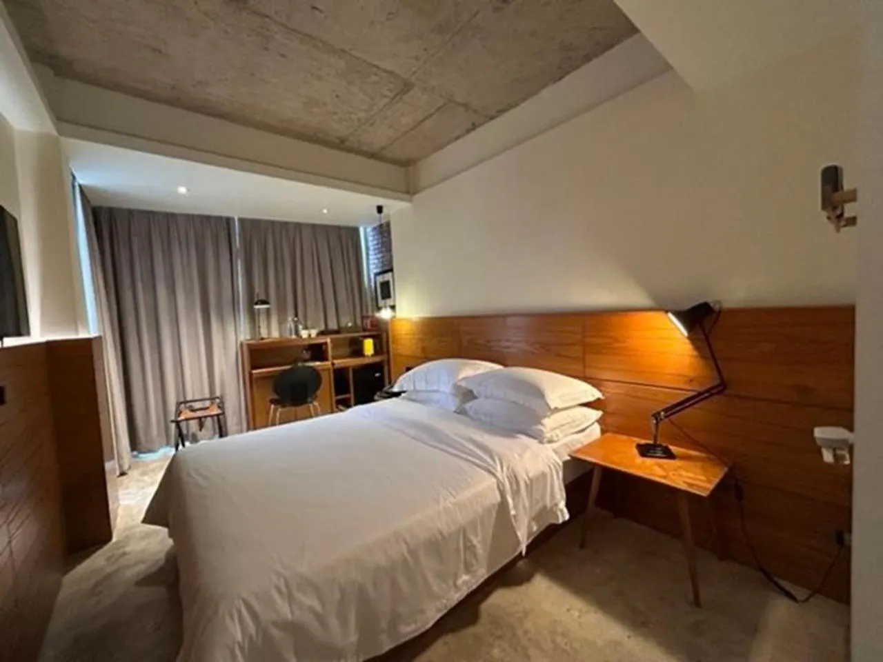 Zhuhai Bei Shan Ju Art Hotel 4*,